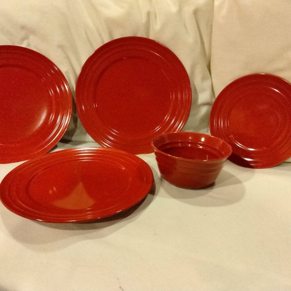 Rachael Ray "Double Ridge" stoneware